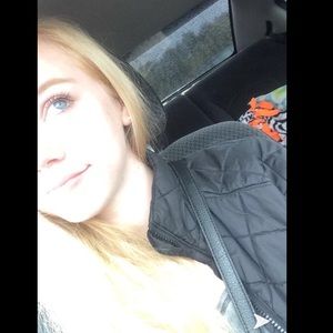 Meet your Posher, Paige